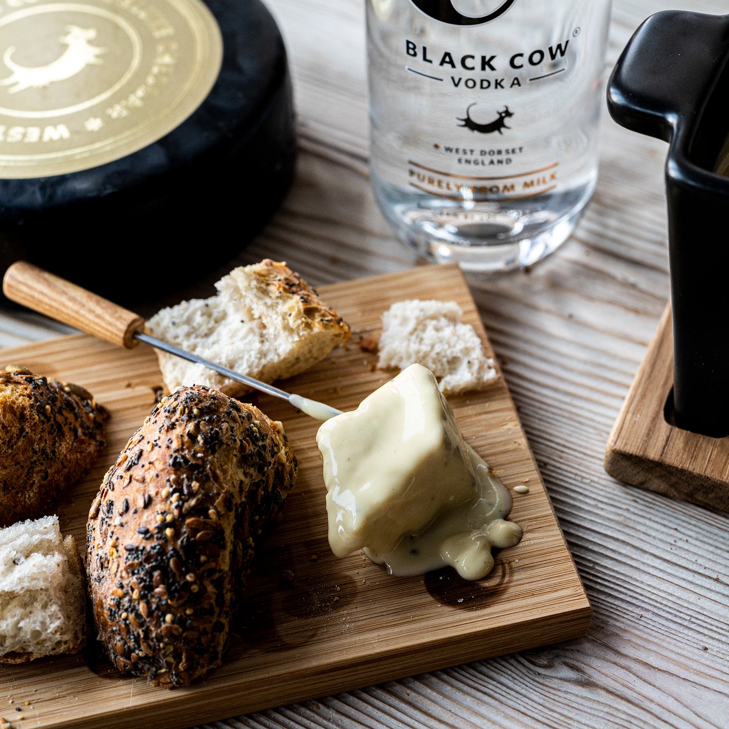 Black Cow Deluxe Cheddar Cheese 900g